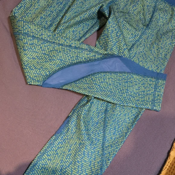 Lululemon Athletica Blue and Yellow Text Leggings - Picture 3 of 6